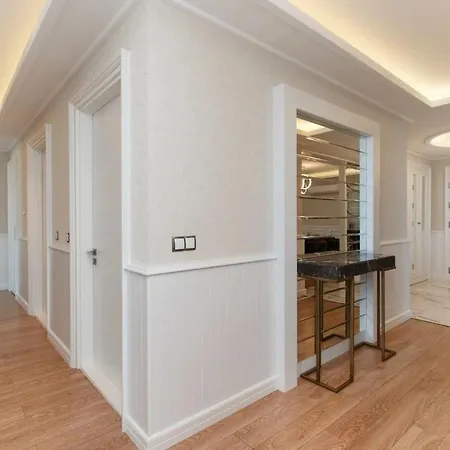 Canbakkal Tower Luxury